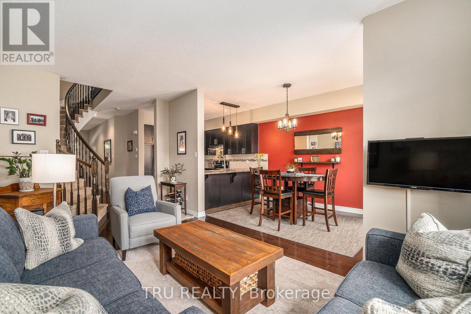 Property at 1113 TISCHART CRESCENT image 5