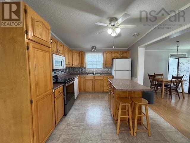 37 Belmont Drive, Bridgewater, Nova Scotia  B4V 4E6 - Photo 20 - 202518358
