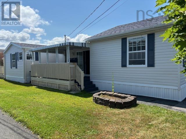 37 Belmont Drive, Bridgewater, Nova Scotia  B4V 4E6 - Photo 1 - 202518358