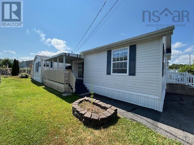 37 Belmont Drive, Bridgewater, Nova Scotia  B4V 4E6 - Photo 3 - 202518358