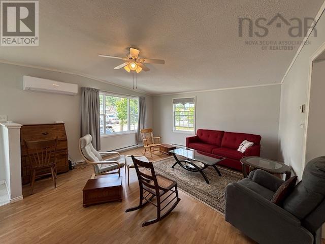 37 Belmont Drive, Bridgewater, Nova Scotia  B4V 4E6 - Photo 14 - 202518358