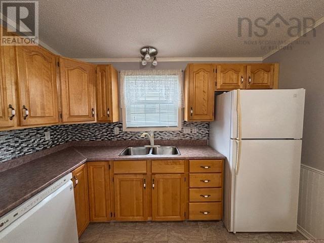 37 Belmont Drive, Bridgewater, Nova Scotia  B4V 4E6 - Photo 23 - 202518358