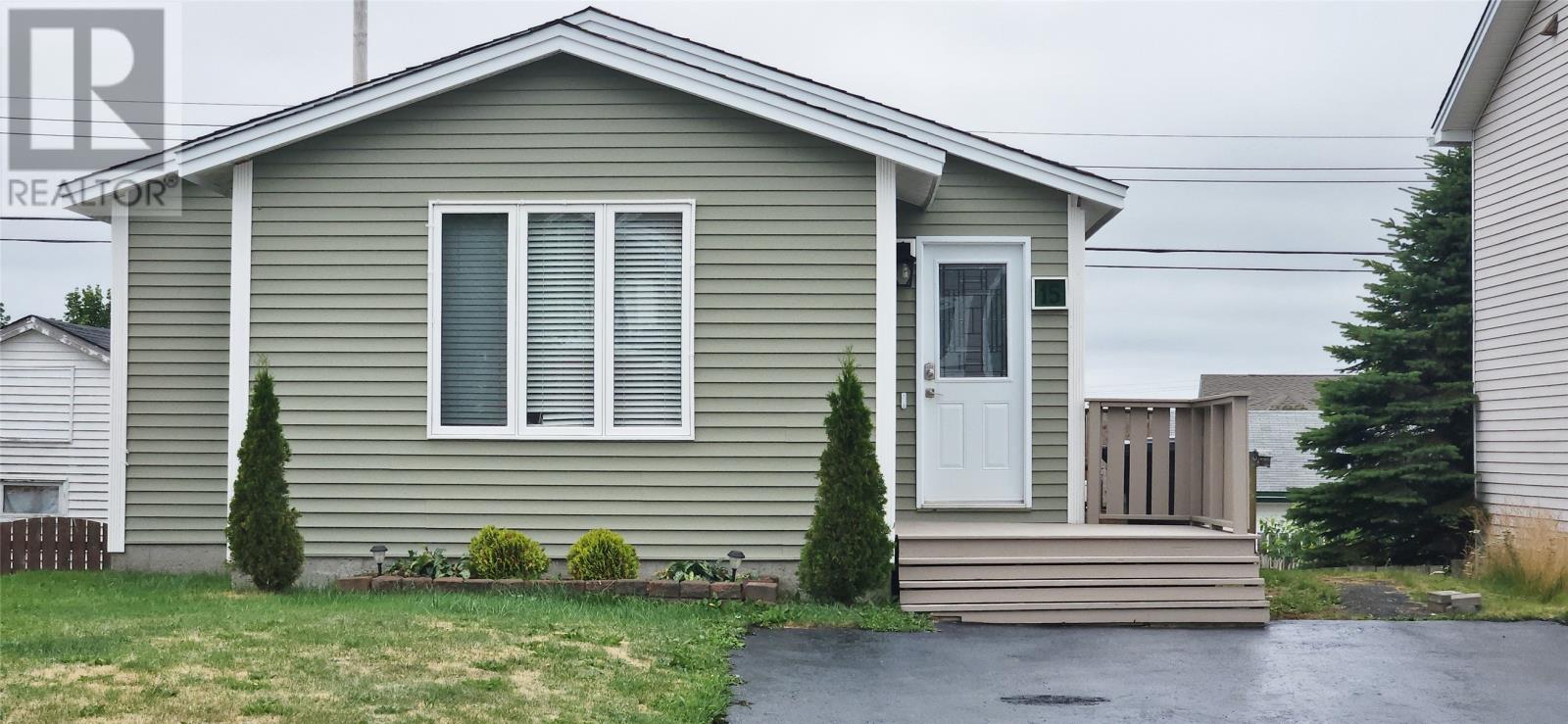 Property at 15 Maisonneuve Drive image 1