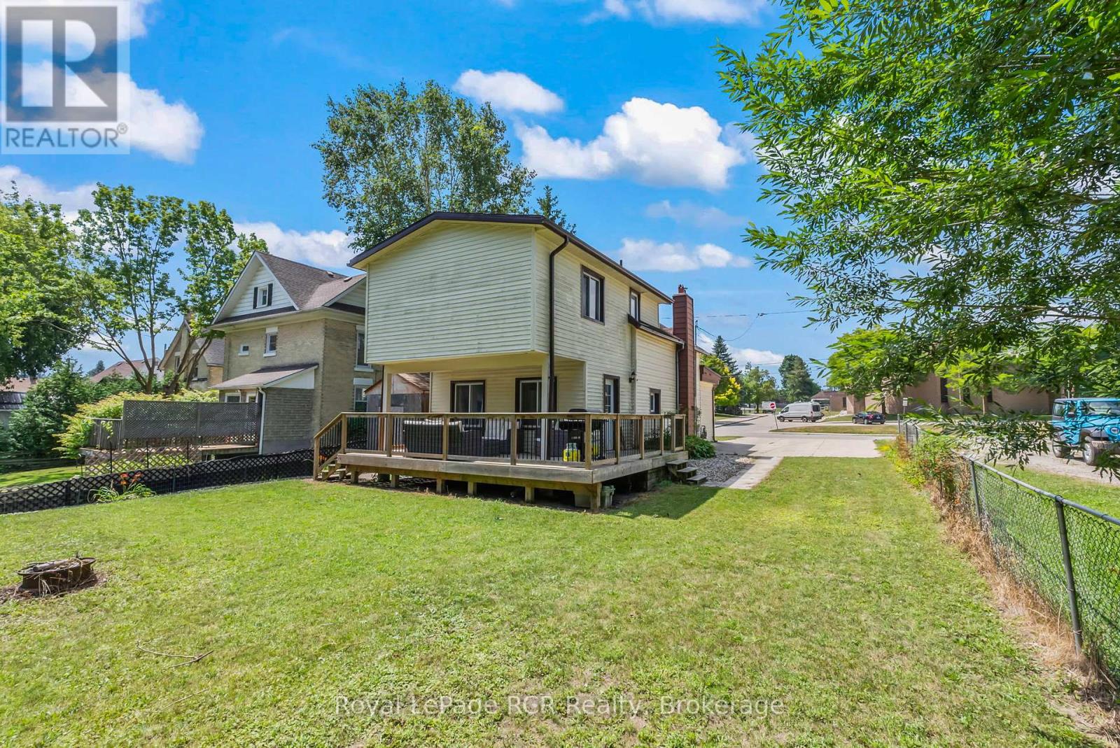 343 10th Avenue, Hanover, Ontario  N4N 2N4 - Photo 35 - X12307210