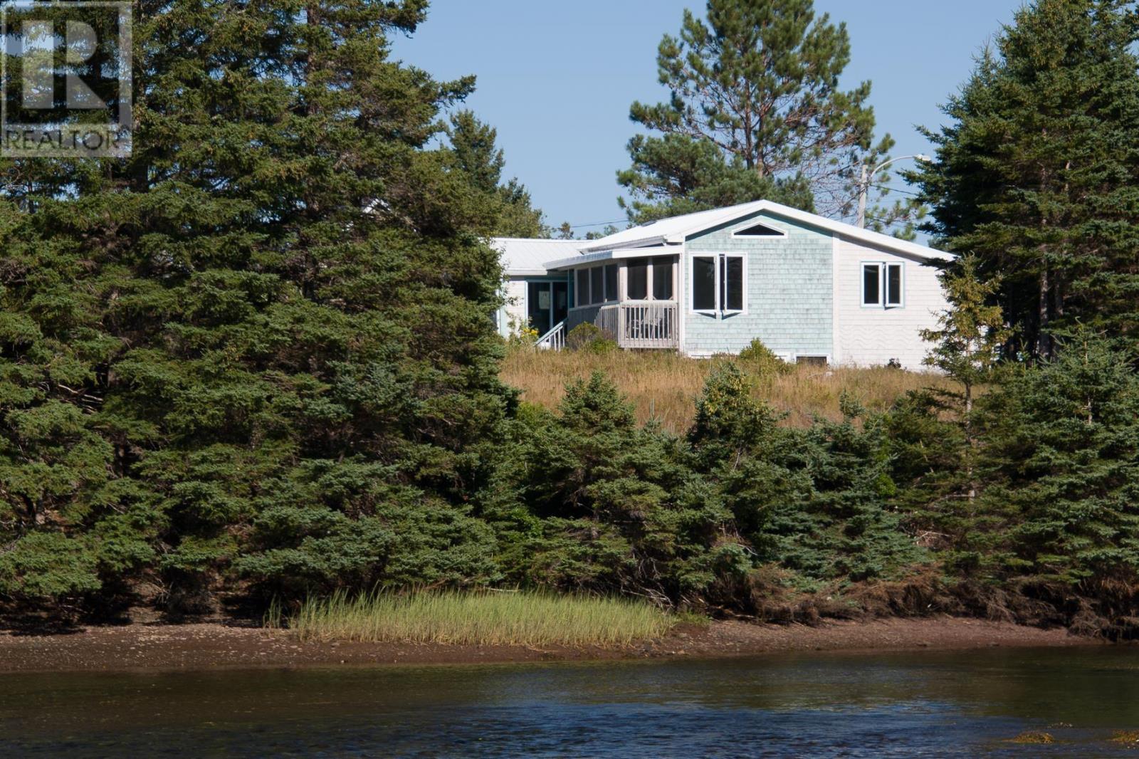3067 Highway 320, D'escousse, Nova Scotia  B0E 1K0 - Photo 6 - 202516261