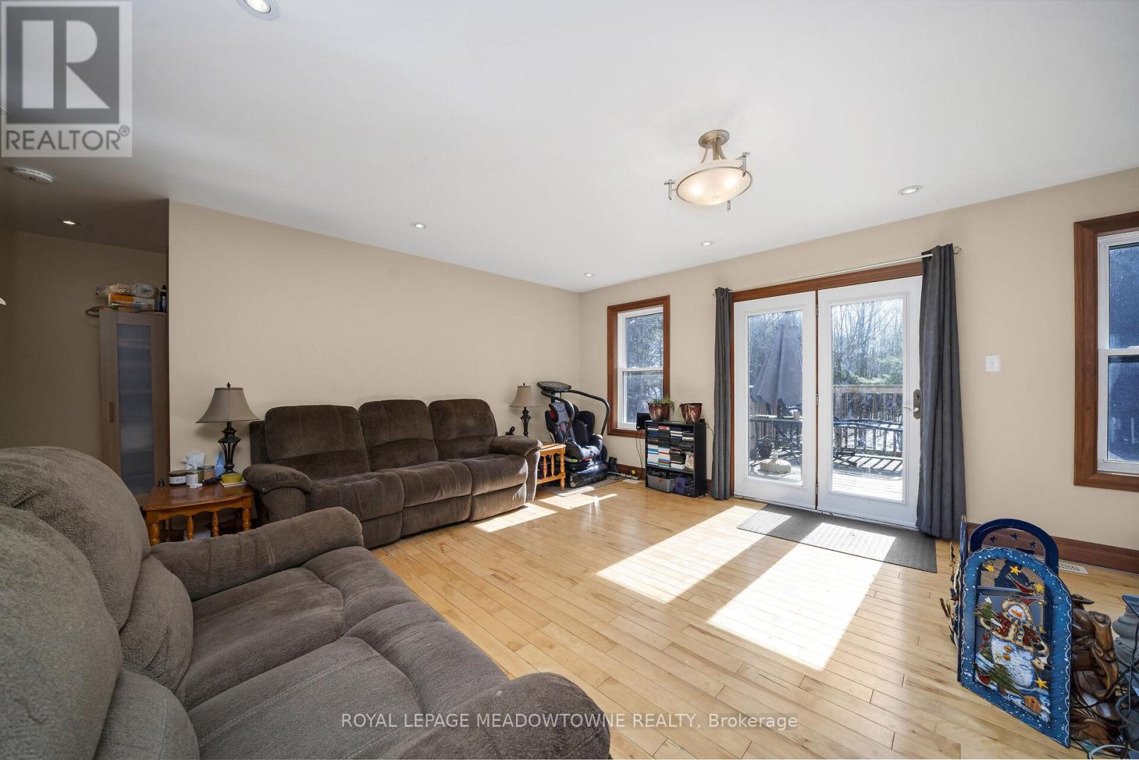 Property at 9341 SIDEROAD 9 image 4