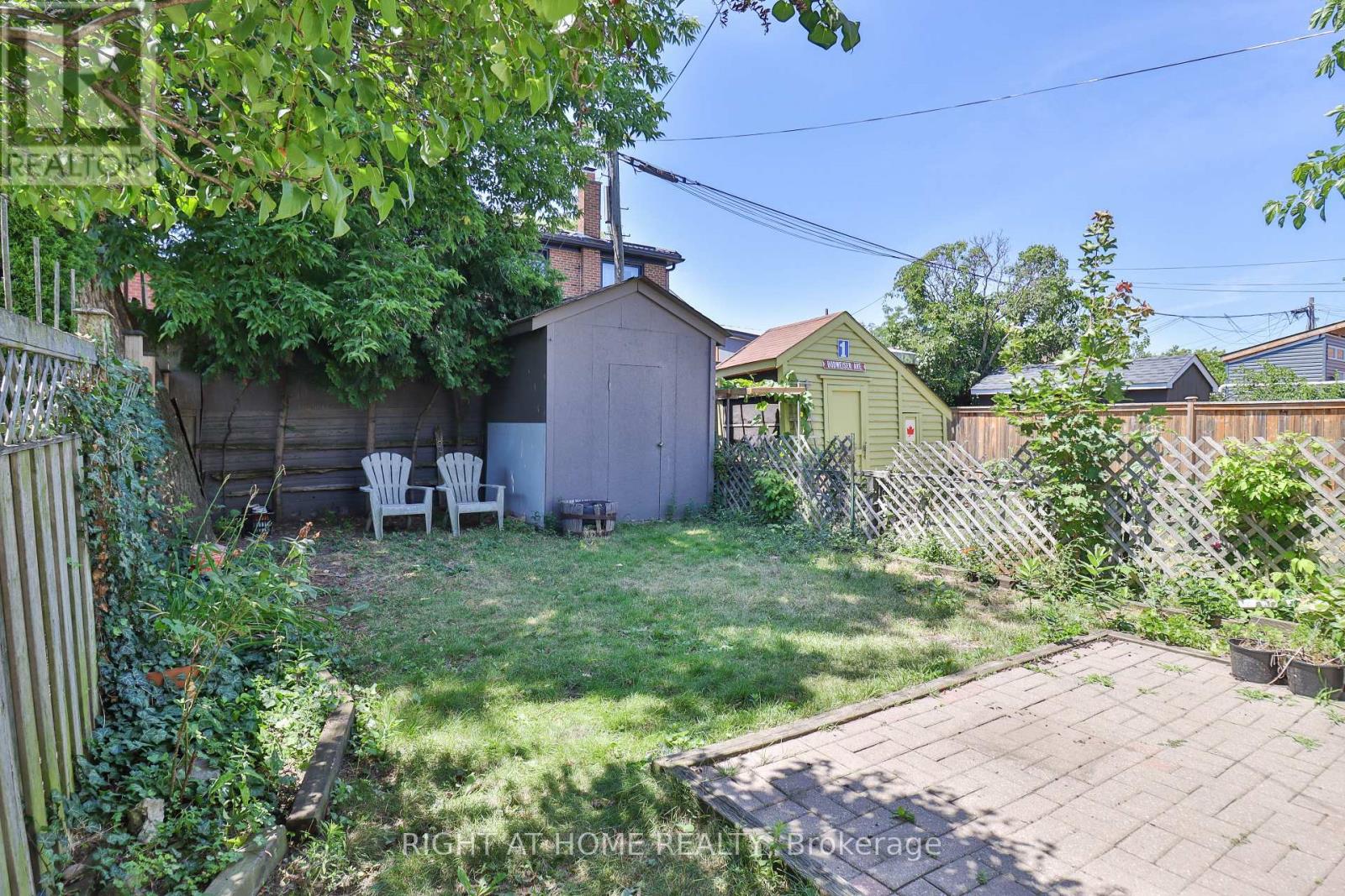 948 Runnymede Road, Toronto (Rockcliffe-Smythe), Ontario  M6N 3W4 - Photo 6 - W12309682