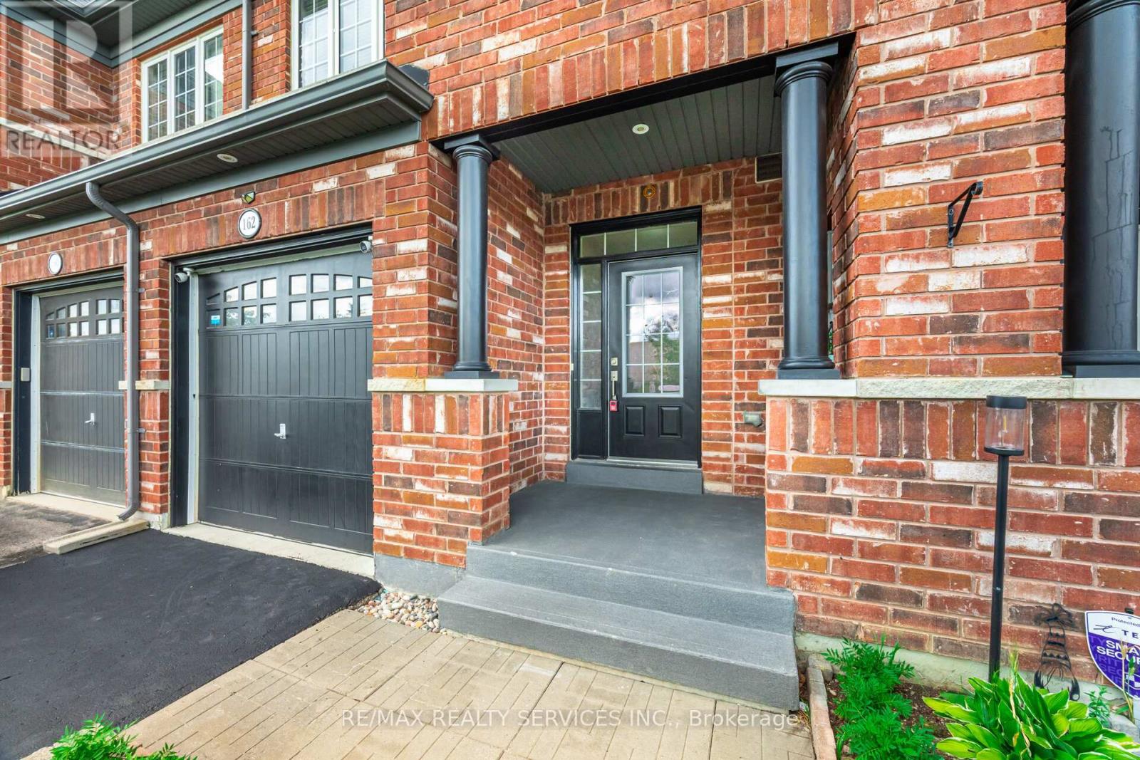 Property at 162 SUSSEXVALE DRIVE image 5