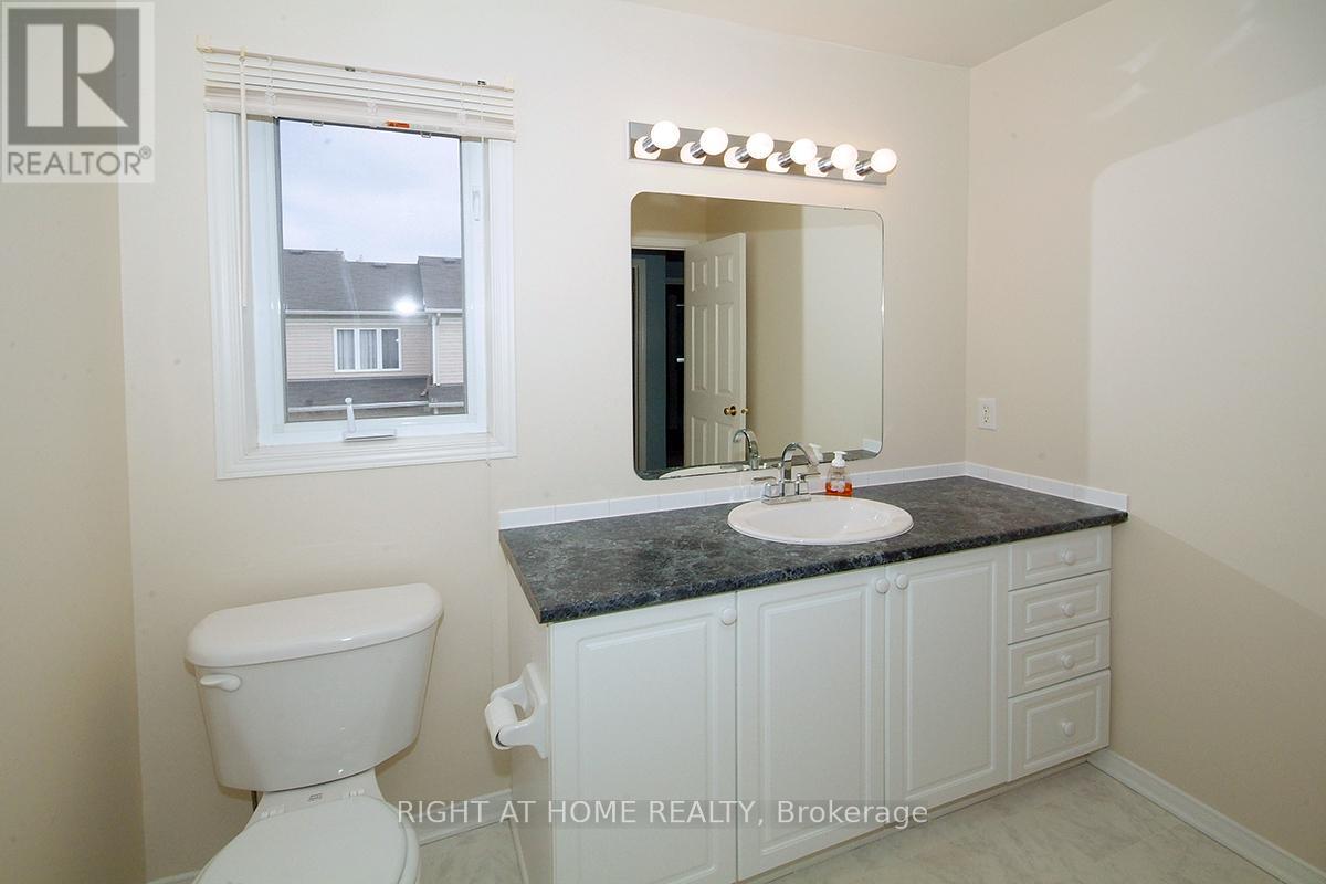 37 Barnstone Drive, Ottawa, Ontario  K2G 6X2 - Photo 7 - X12309686
