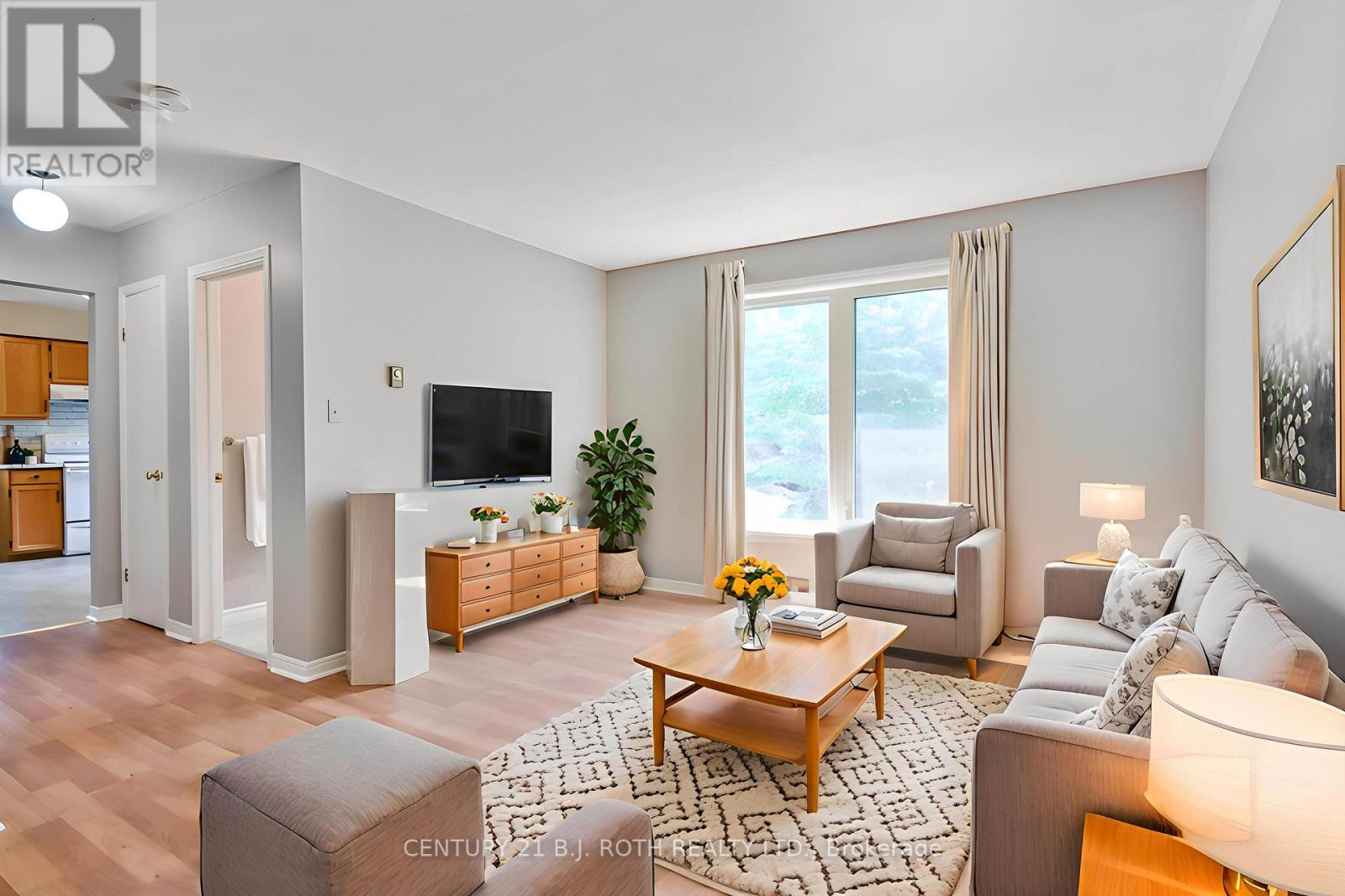 Property at 19 SOUTH STREET S image 4