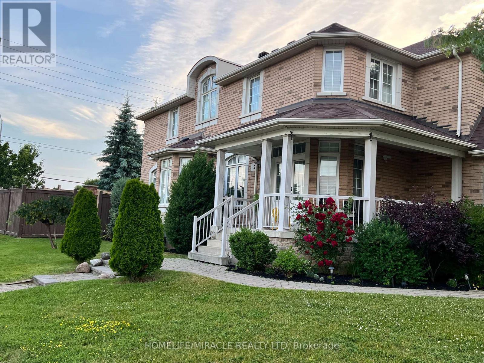 2 Roycrest Street, Brampton, Ontario  L6Z 4P5 - Photo 33 - W12278401