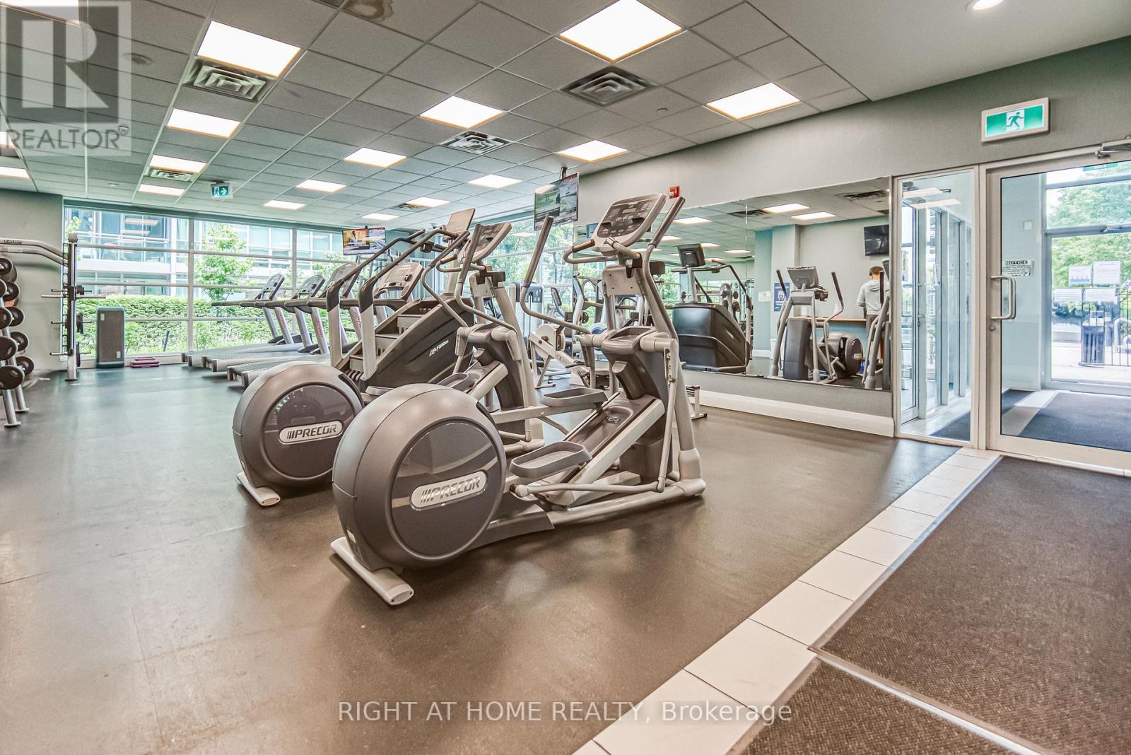214 - 185 Legion Road N, Toronto, Ontario  M8Y 0A1 - Photo 28 - W12309701