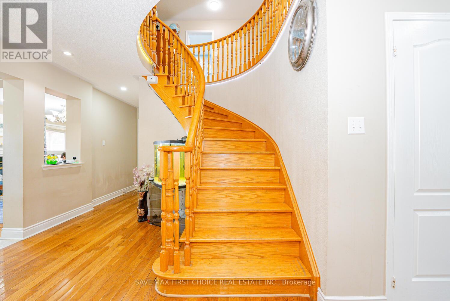 4 Sunnyview Road, Brampton, Ontario  L7A 3E3 - Photo 22 - W12285362