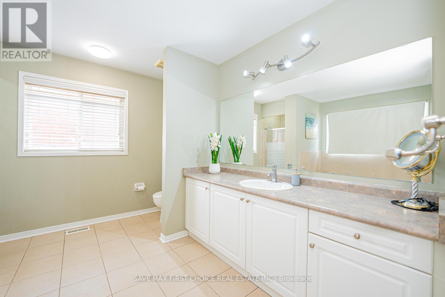 4 Sunnyview Road, Brampton, Ontario  L7A 3E3 - Photo 26 - W12285362