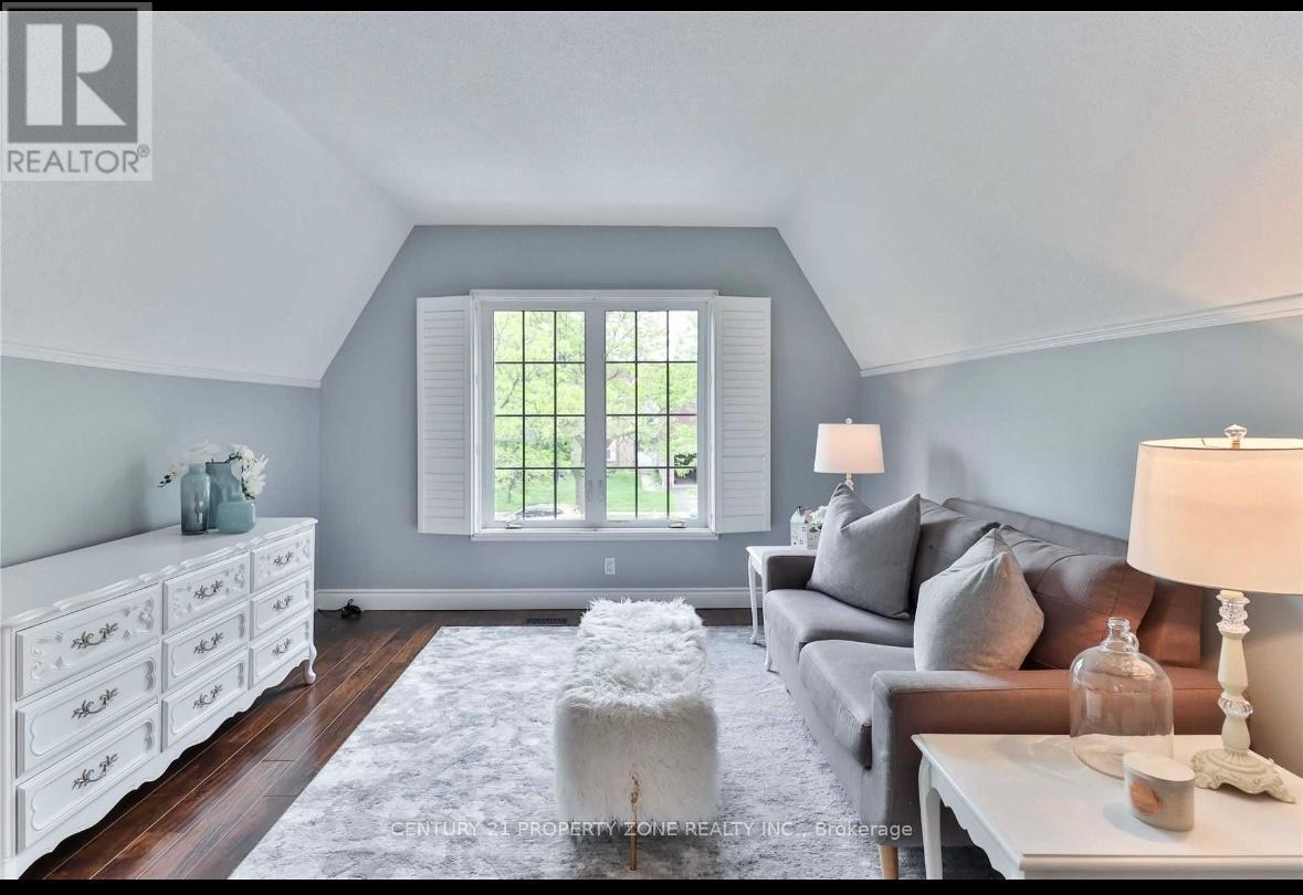 12 Torrance Wood, Brampton, Ontario  L6Y 2N3 - Photo 17 - W12309710