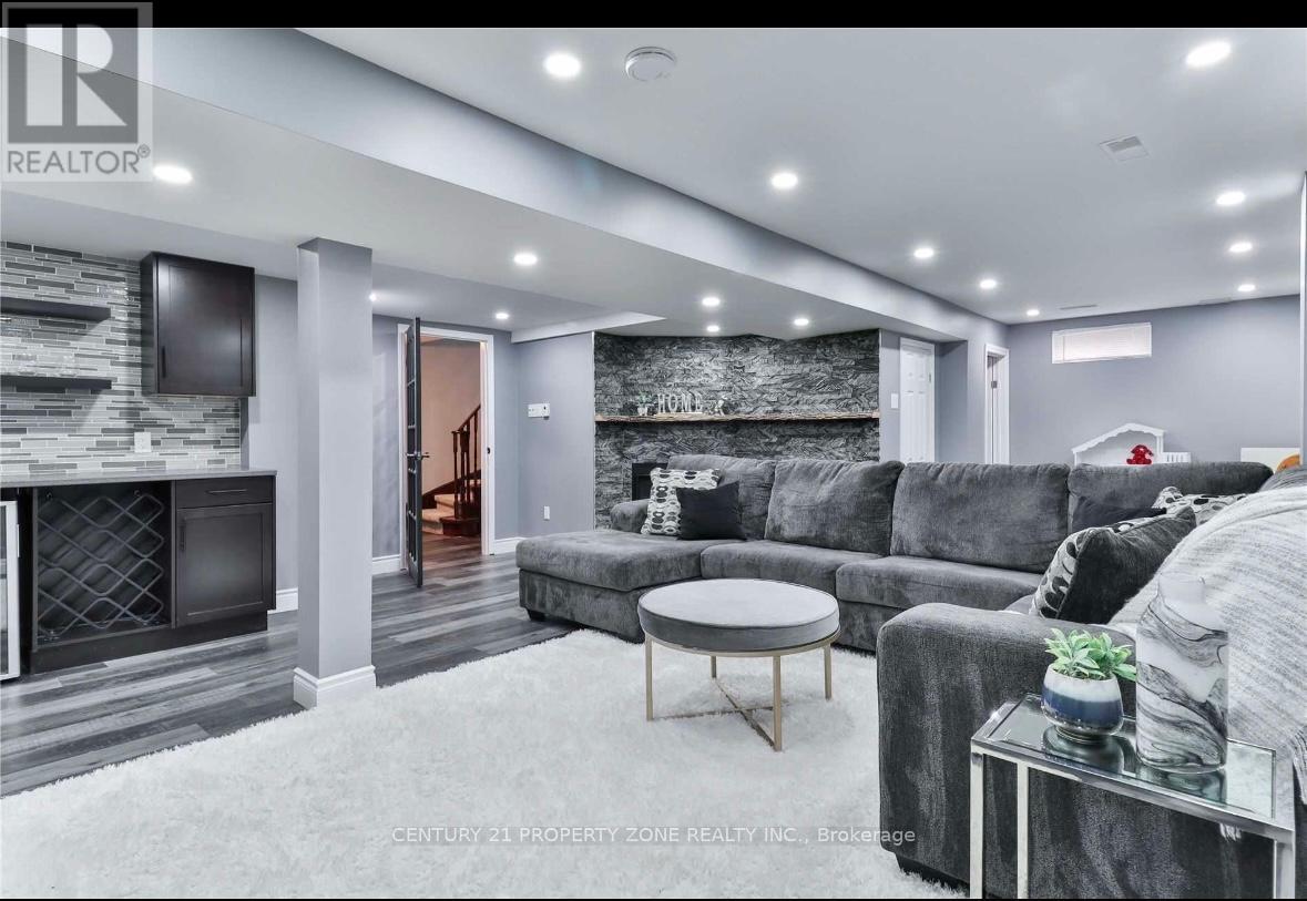 12 Torrance Wood, Brampton, Ontario  L6Y 2N3 - Photo 29 - W12309710