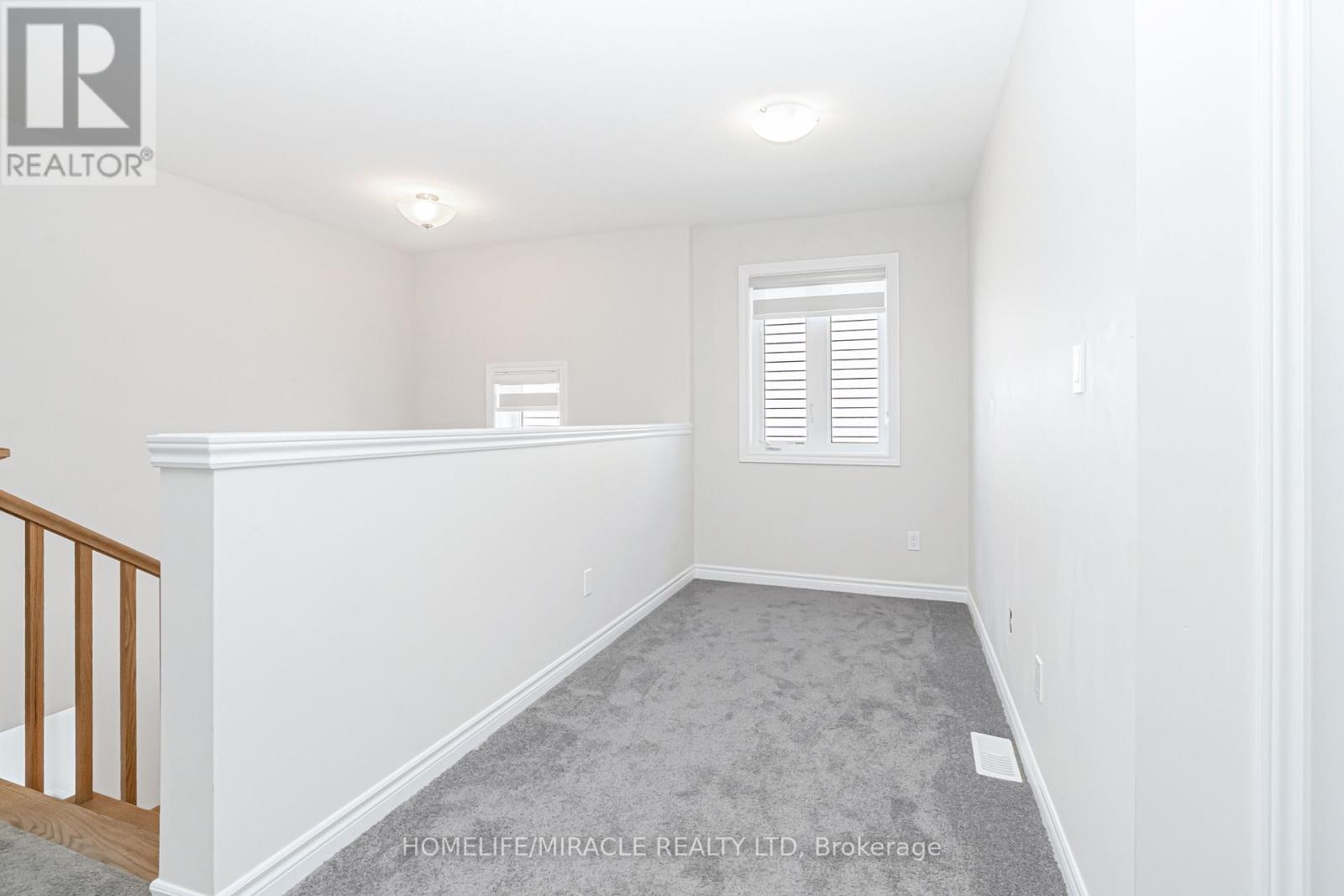 24 Sass Cres Crescent, Brant, Ontario  N3L 0A9 - Photo 15 - X12309726