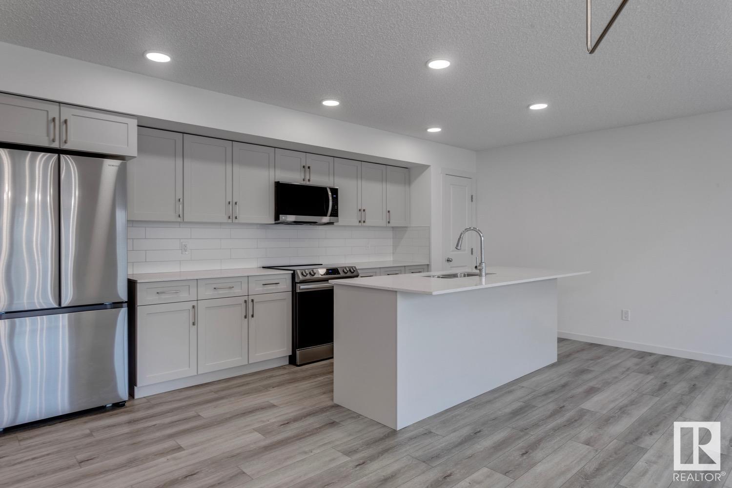 #33 905 172 St Sw, Edmonton, Alberta  T6W 5L8 - Photo 2 - E4449965