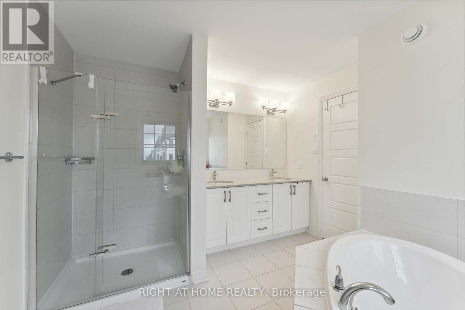 1868 Maple Grove Road, Ottawa, Ontario  K2S 0W3 - Photo 32 - X12309745