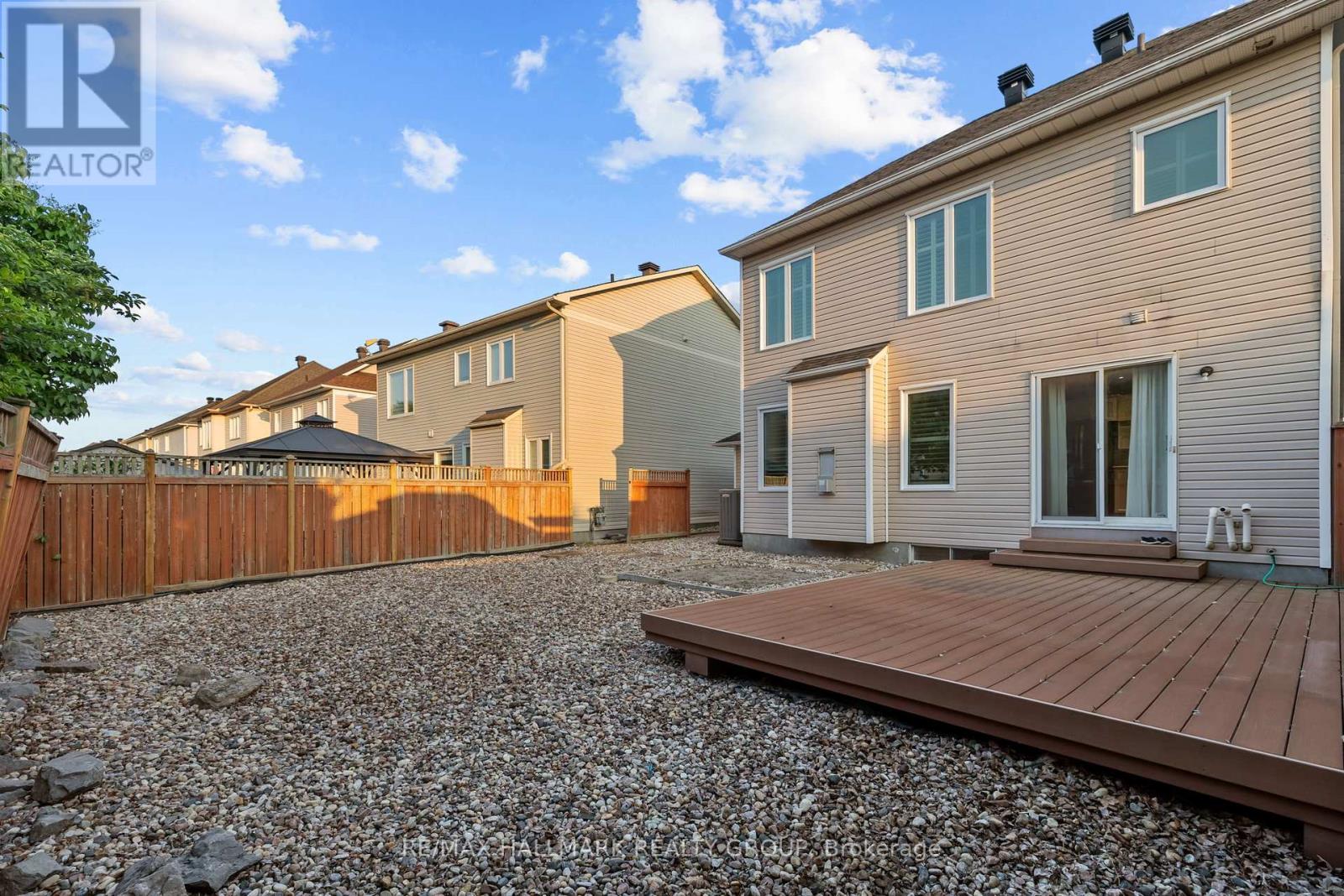 6020 Longleaf Drive, Ottawa, Ontario  K1W 1J2 - Photo 24 - X12309748