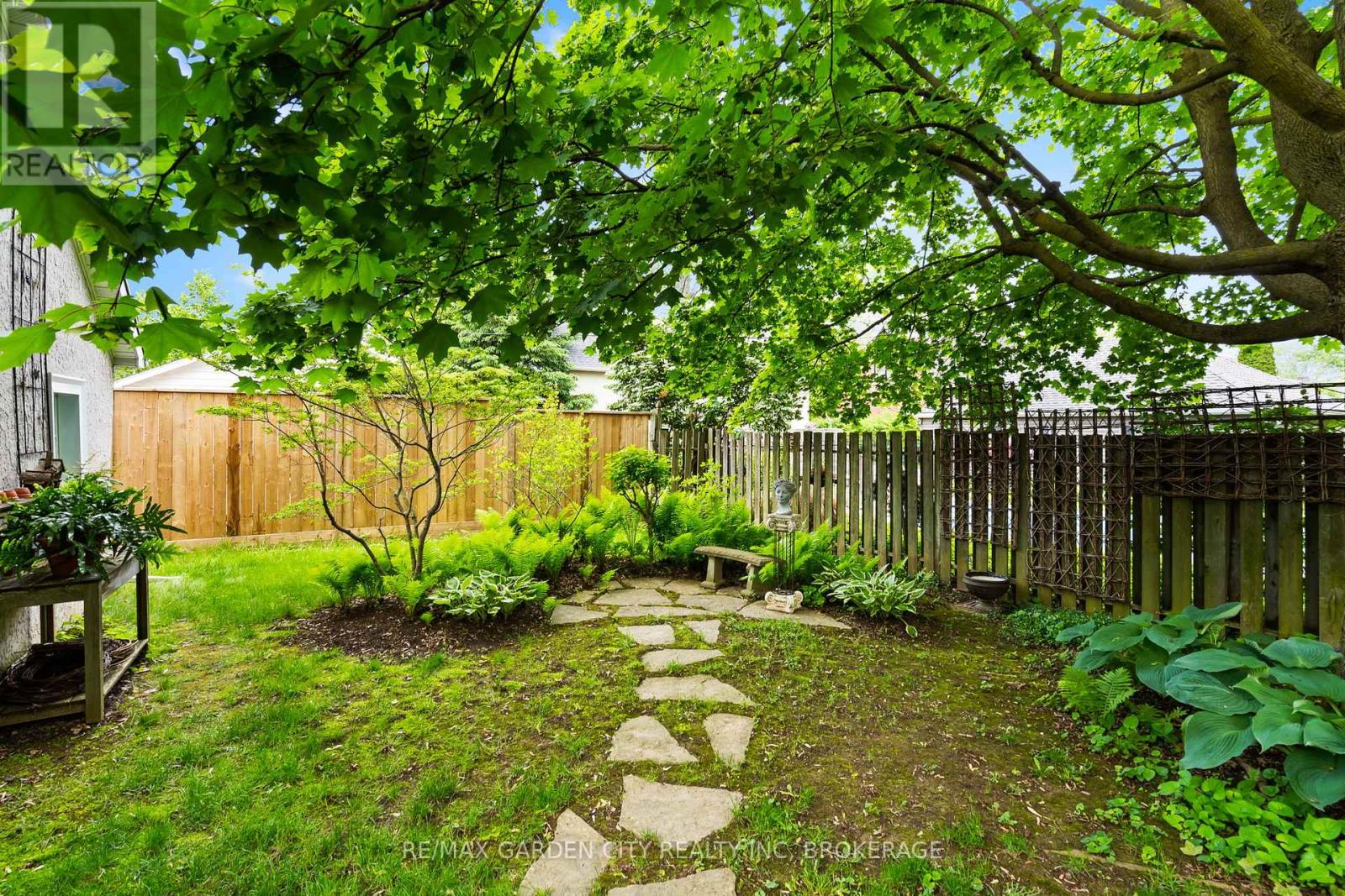 156 Edgar Street, Welland, Ontario  L3C 1T1 - Photo 27 - X12309767