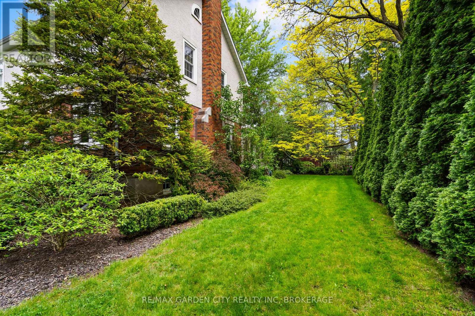 156 Edgar Street, Welland, Ontario  L3C 1T1 - Photo 34 - X12309767