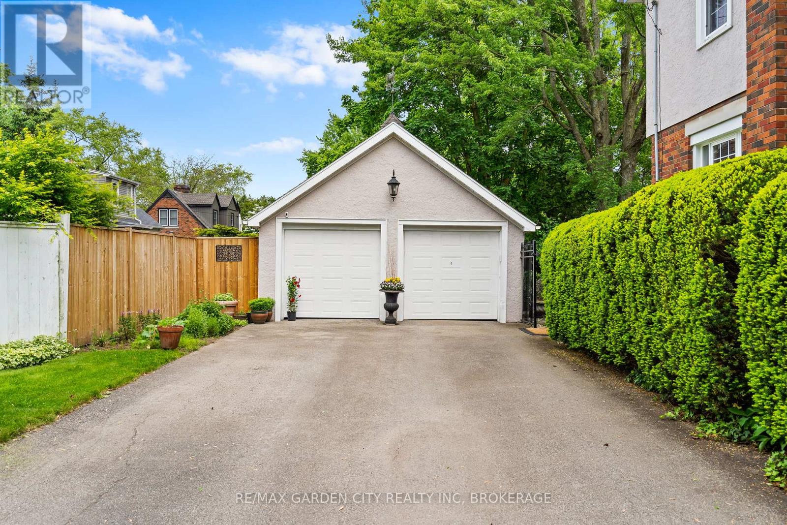 156 Edgar Street, Welland, Ontario  L3C 1T1 - Photo 35 - X12309767