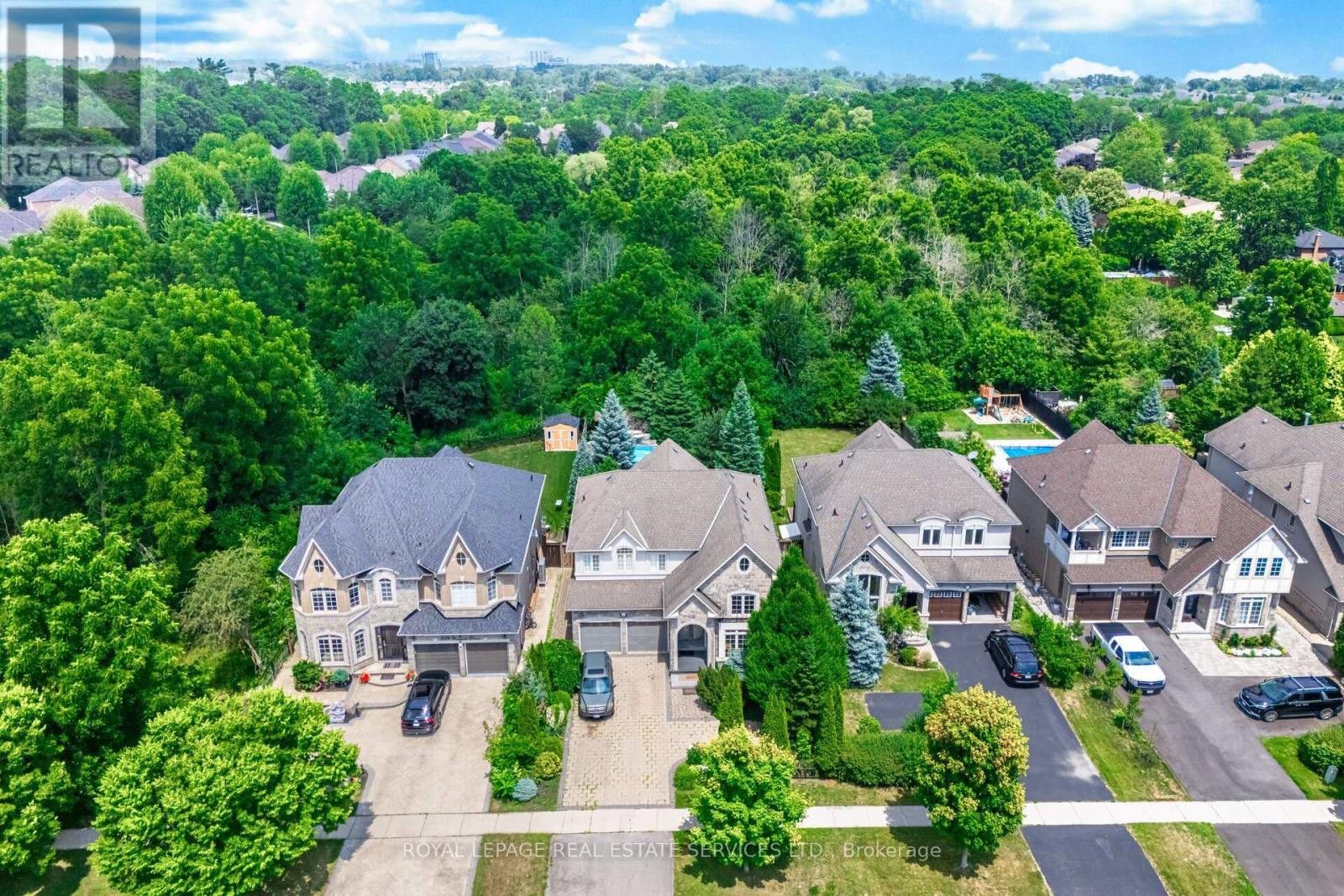 Property at 215 BURLOAK DRIVE image 1
