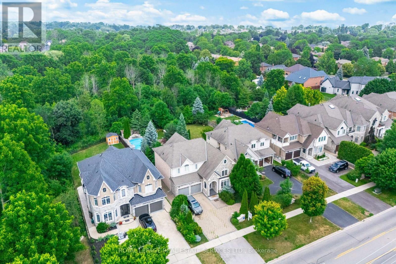 Property at 215 BURLOAK DRIVE image 2