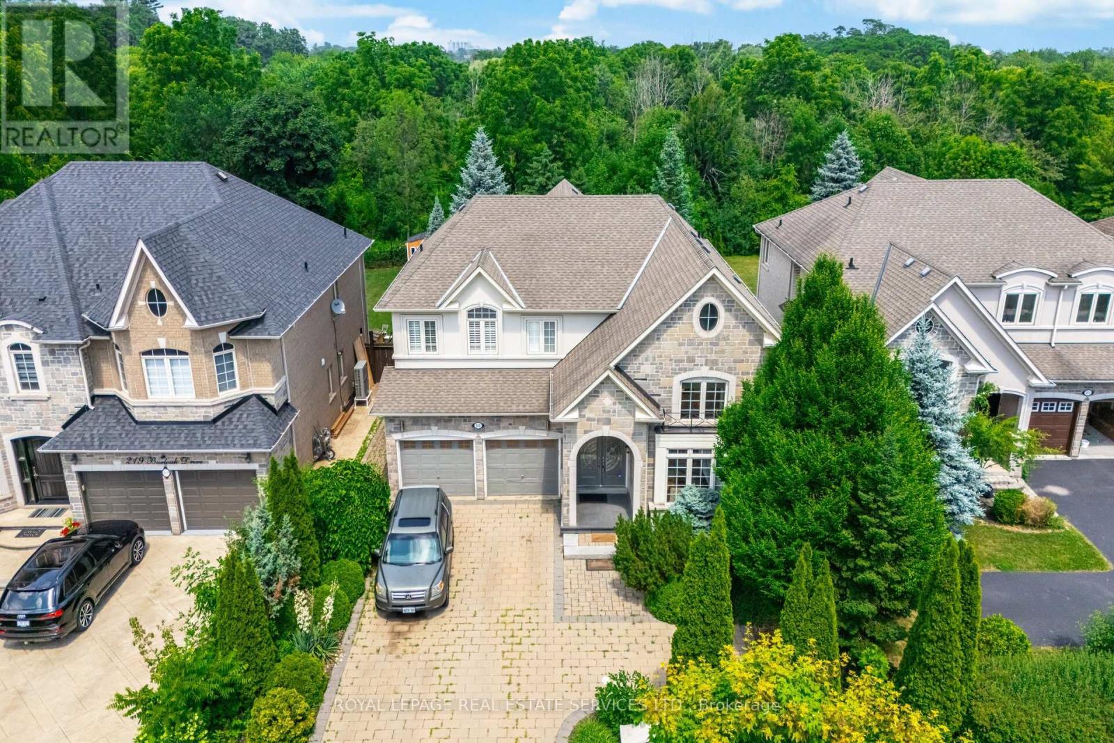 Property at 215 BURLOAK DRIVE image 4