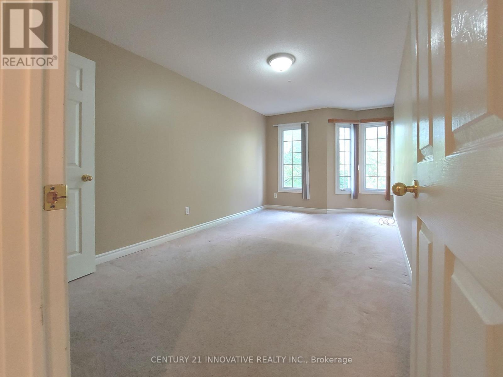 3 - 151 Townsgate Drive, Vaughan, Ontario  L4J 8J7 - Photo 10 - N12309763