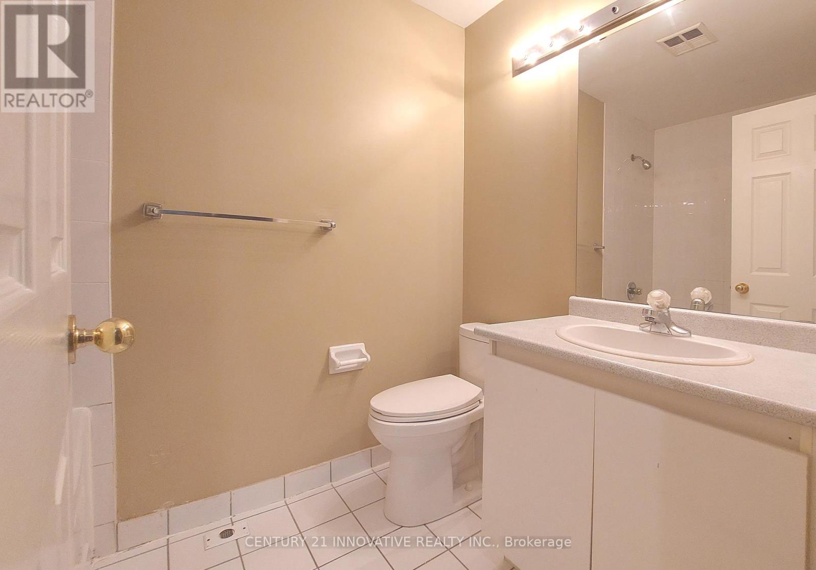 3 - 151 Townsgate Drive, Vaughan, Ontario  L4J 8J7 - Photo 14 - N12309763