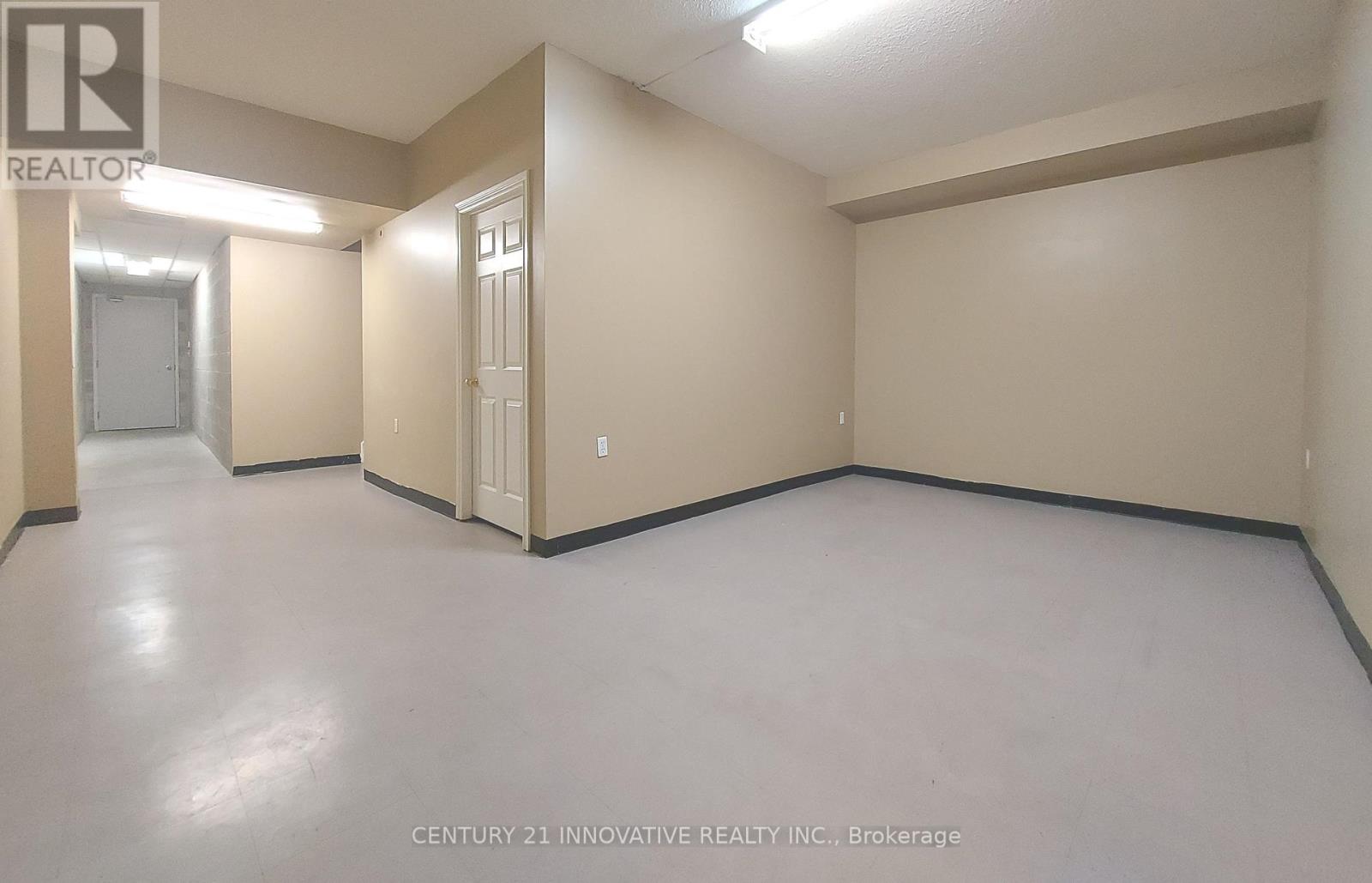 3 - 151 Townsgate Drive, Vaughan, Ontario  L4J 8J7 - Photo 19 - N12309763