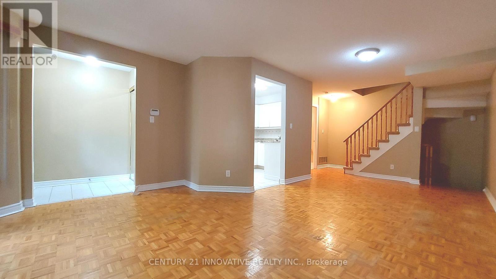 3 - 151 Townsgate Drive, Vaughan, Ontario  L4J 8J7 - Photo 3 - N12309763