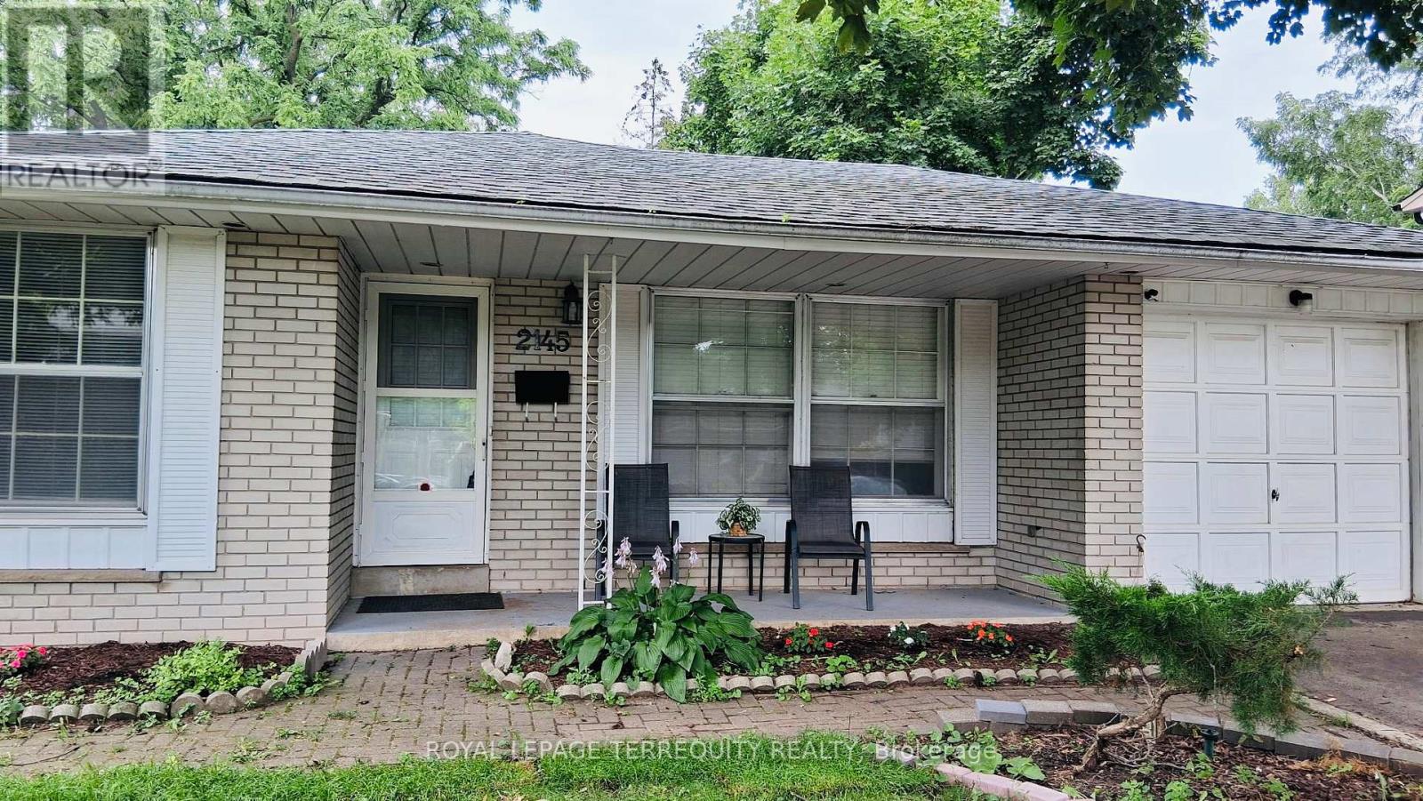 2145 Sandringham Drive, Burlington, Ontario  L7P 1T8 - Photo 39 - W12281400