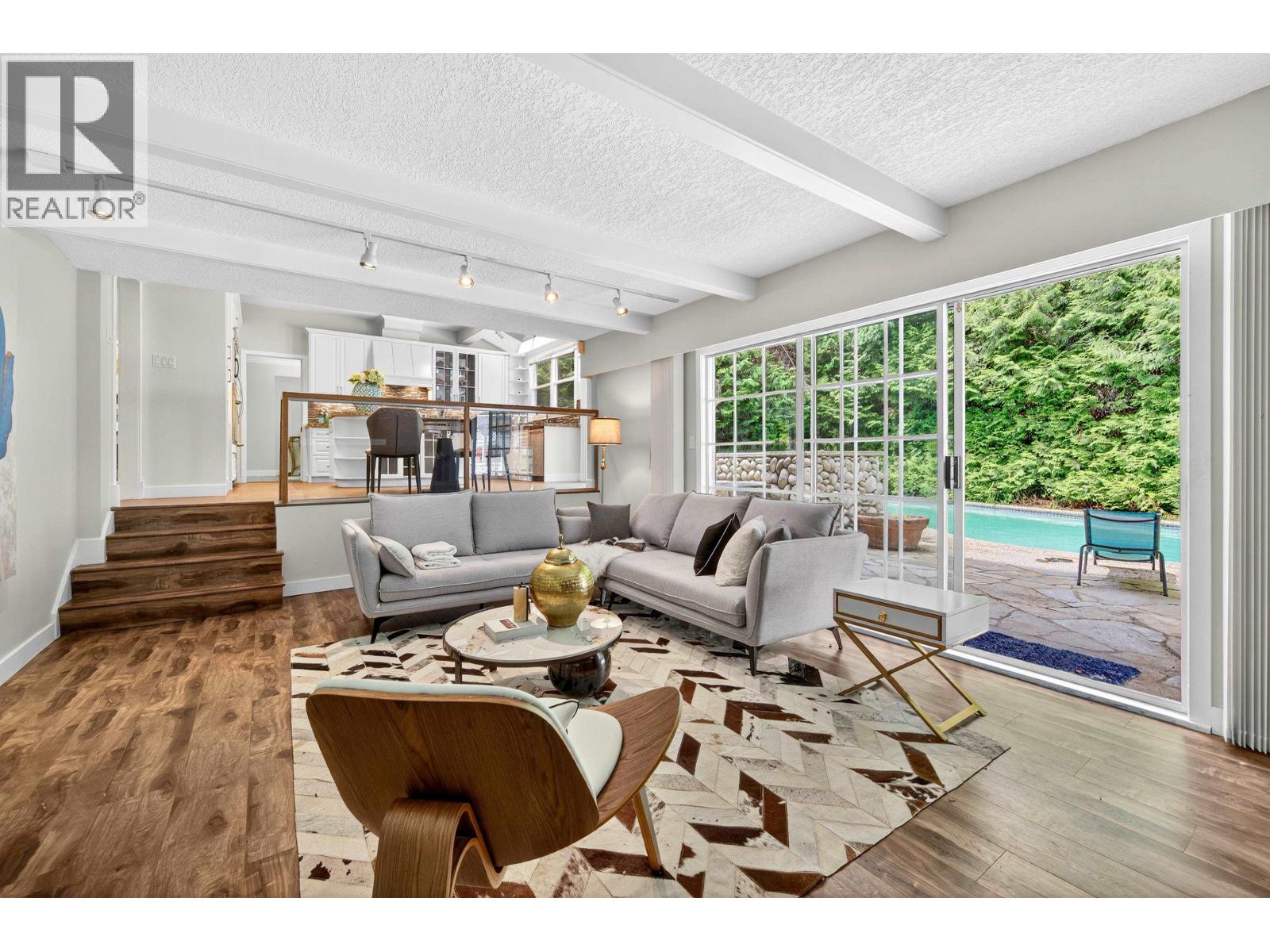 2453 Phillips Place, Burnaby, British Columbia  V5A 2W1 - Photo 13 - R3027608