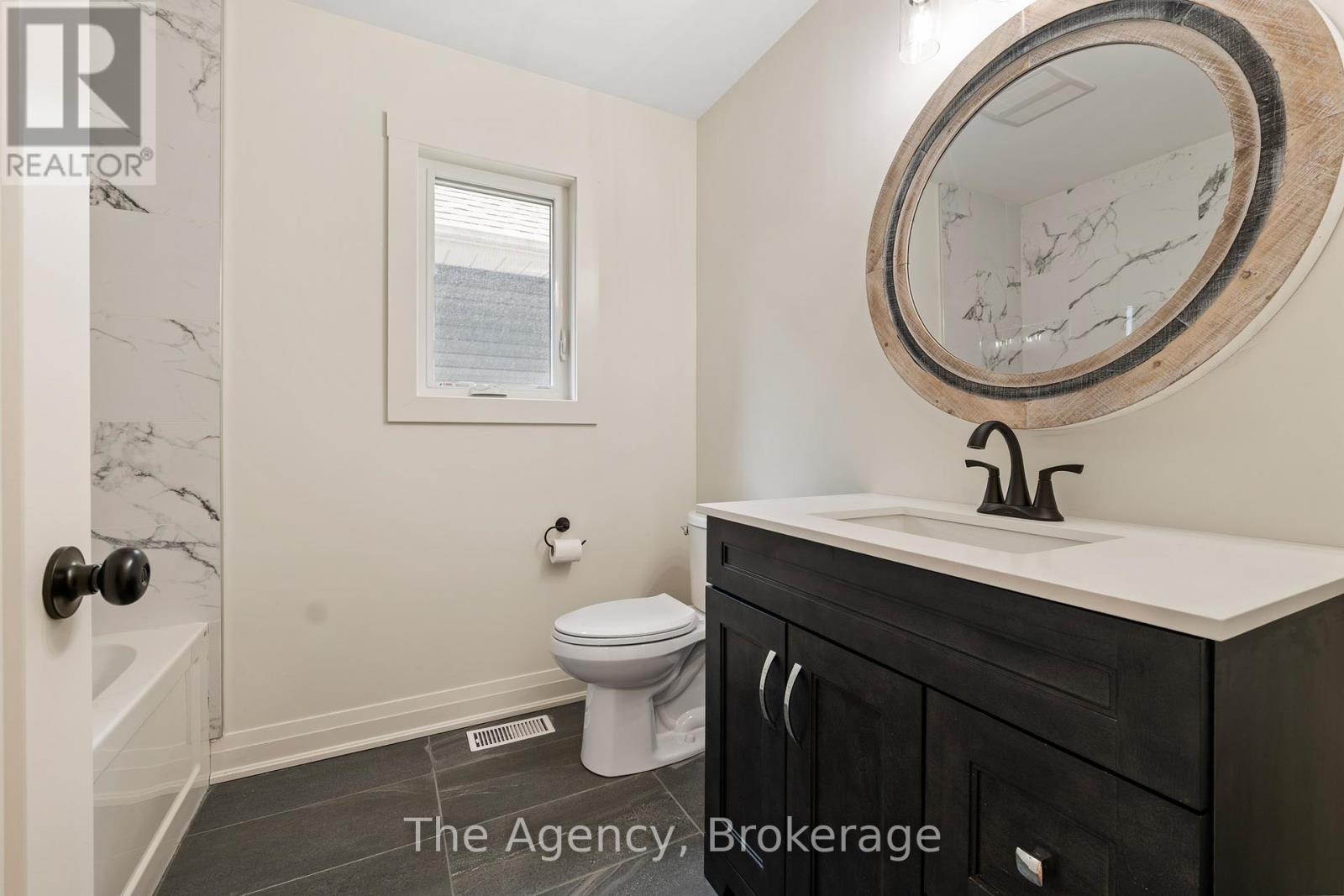 19 Violet Street, St. Catharines, Ontario  L2S 2X1 - Photo 13 - X12309812