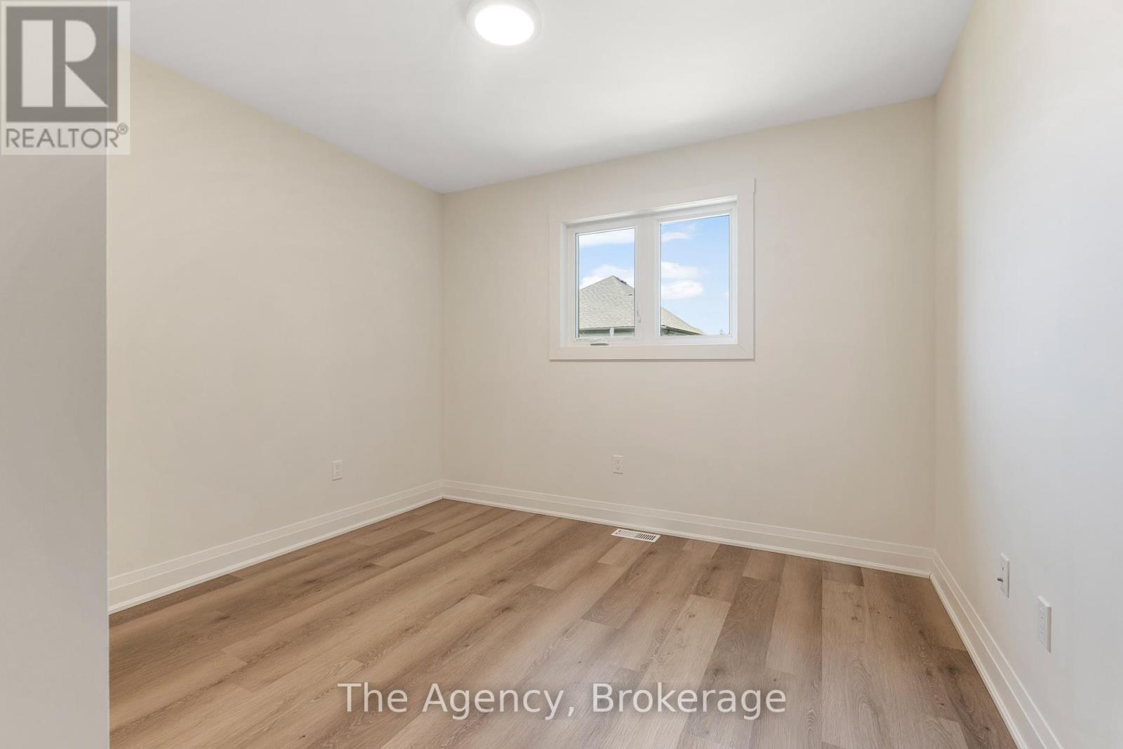 19 Violet Street, St. Catharines, Ontario  L2S 2X1 - Photo 15 - X12309812