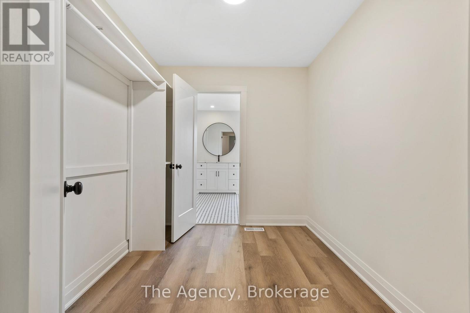 19 Violet Street, St. Catharines, Ontario  L2S 2X1 - Photo 18 - X12309812