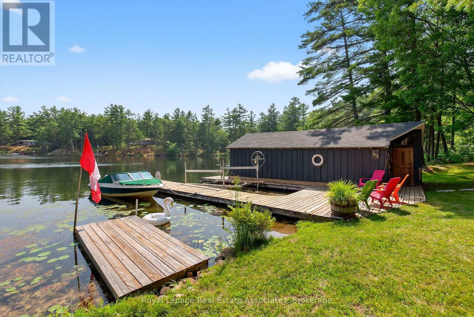 7206 Severn River Shore, Georgian Bay, Ontario  P0C 1M0 - Photo 11 - X12289283