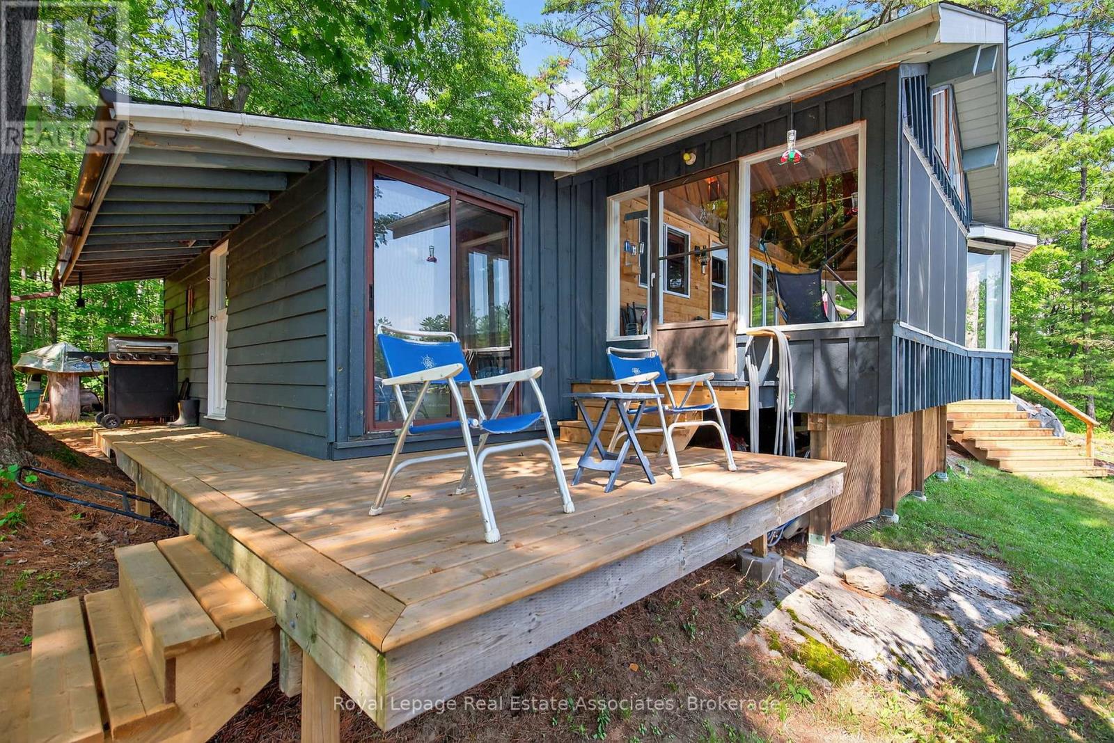 7206 Severn River Shore, Georgian Bay, Ontario  P0C 1M0 - Photo 5 - X12289283