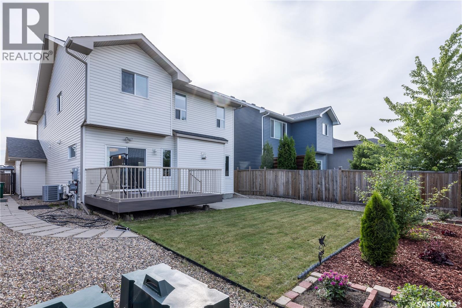 411 Flynn Lane, Saskatoon, Saskatchewan  S7V 0L1 - Photo 3 - SK013886