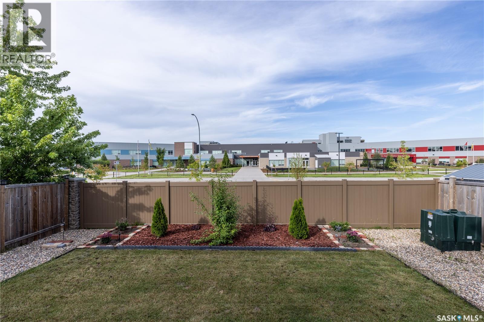 411 Flynn Lane, Saskatoon, Saskatchewan  S7V 0L1 - Photo 8 - SK013886