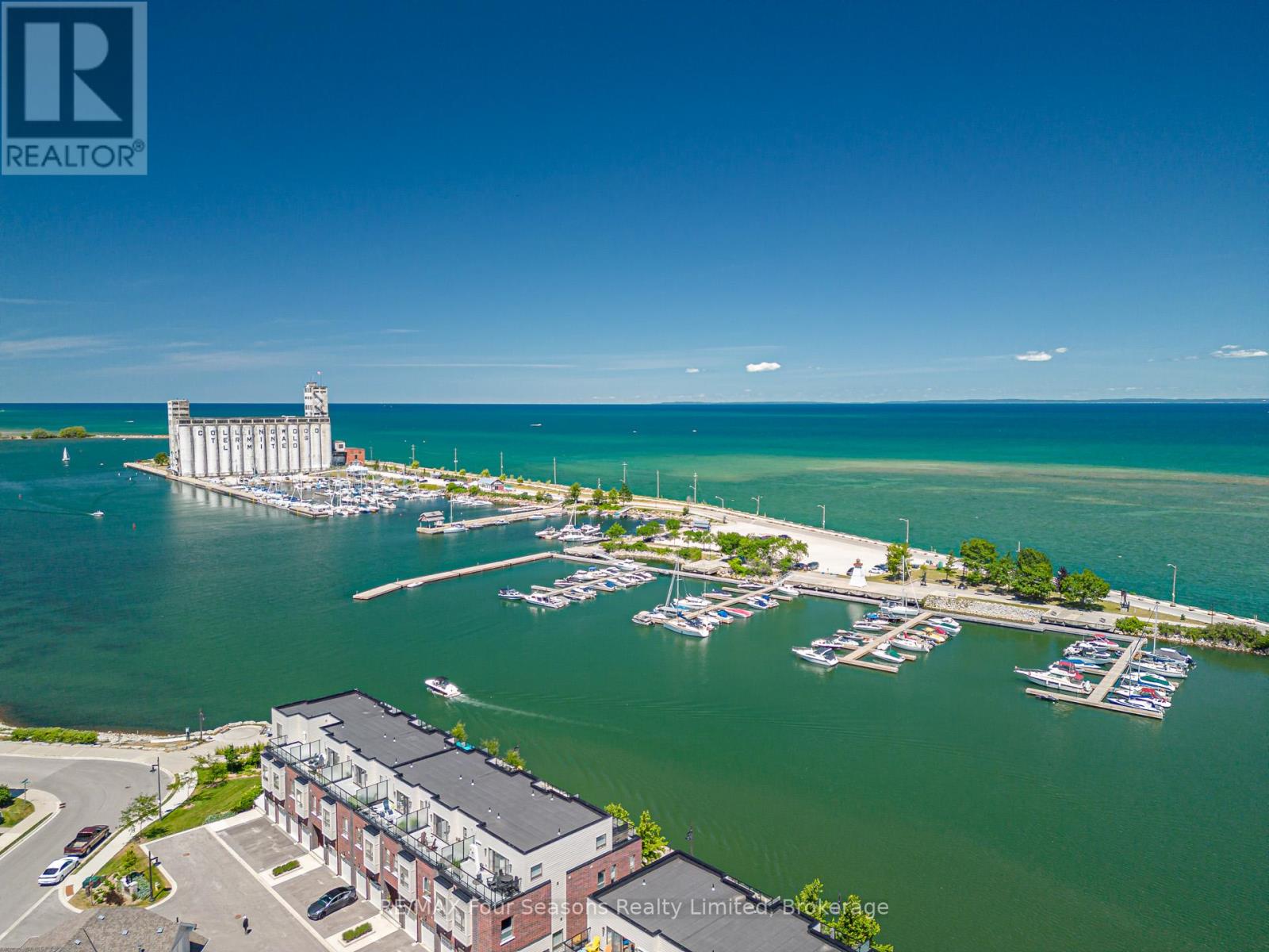 6 - 25 Emerson Mews, Collingwood, Ontario  L9Y 2X4 - Photo 2 - S12307602