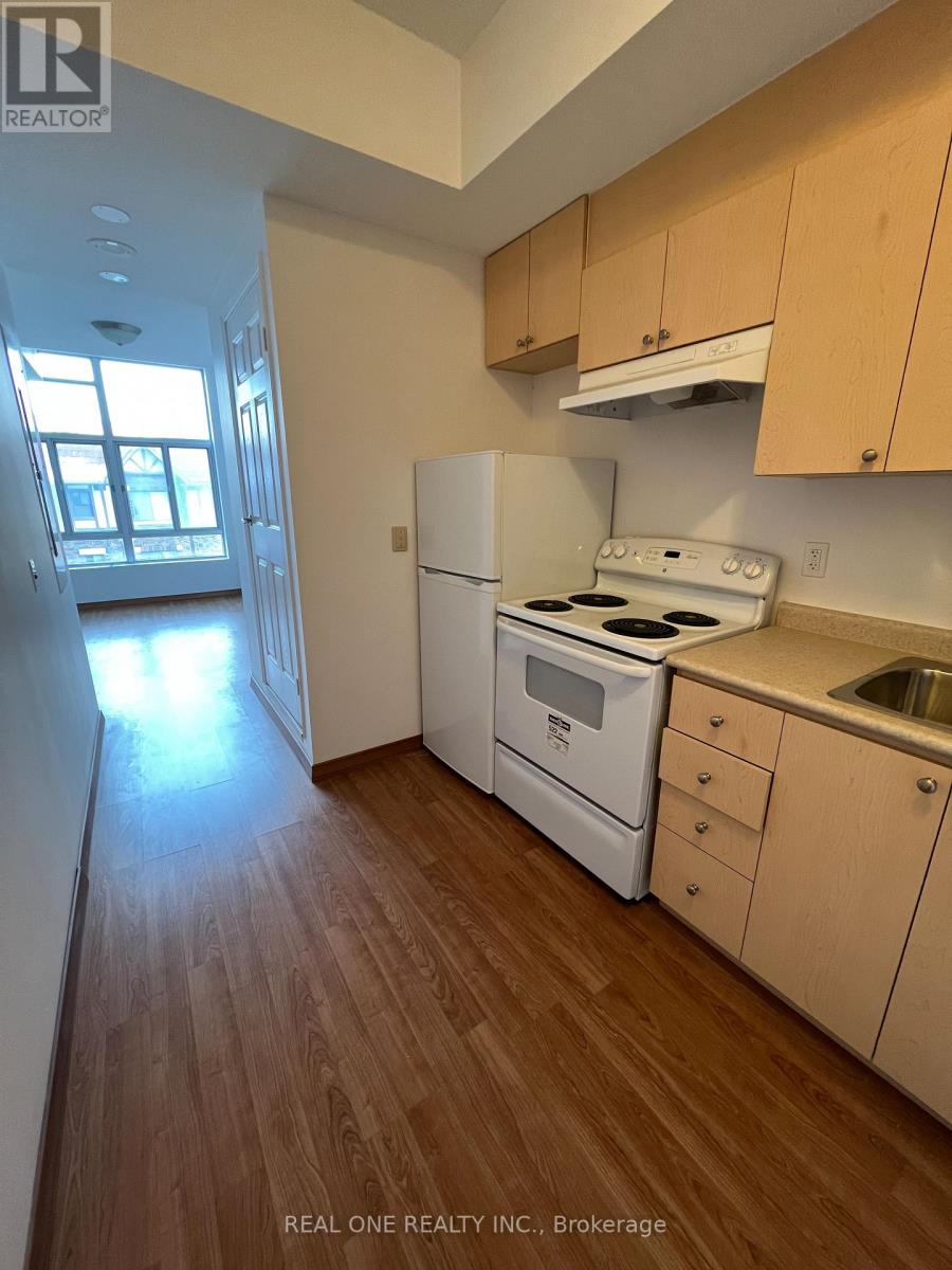302 - 15 Maplewood Avenue, Toronto, Ontario  M6C 4B4 - Photo 10 - C12309822