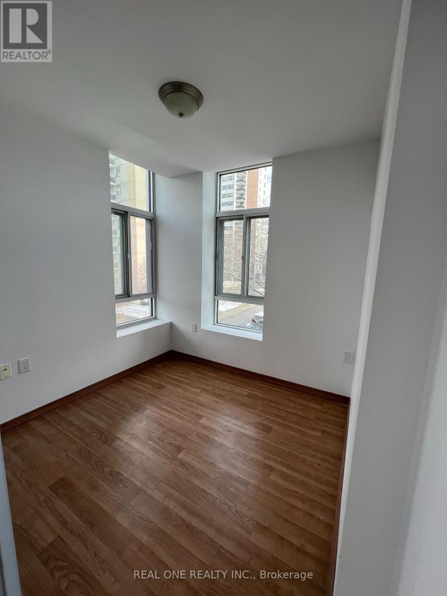 302 - 15 Maplewood Avenue, Toronto, Ontario  M6C 4B4 - Photo 15 - C12309822