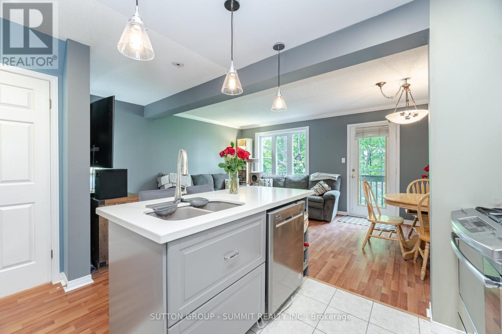 32 - 1809 Upper Wentworth Street, Hamilton, Ontario  L9B 2R9 - Photo 12 - X12198506