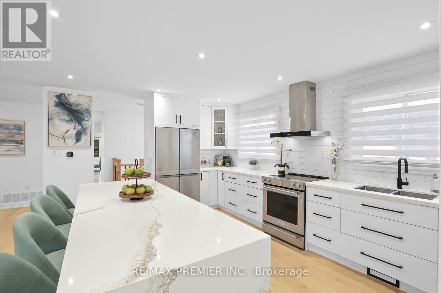 84 Aberdeen Avenue, Vaughan, Ontario  L4L 1C2 - Photo 6 - N12309842