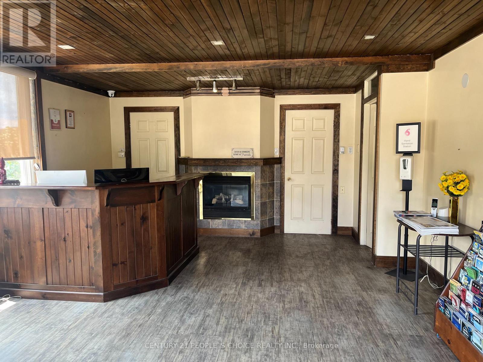 32 King William Street, Huntsville, Ontario  P1H 1G5 - Photo 3 - X12309835