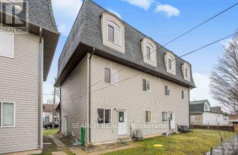 9 Chestnut Street E, St. Catharines (Oakdale), Ontario  L2T 1G6 - Photo 10 - X12309876